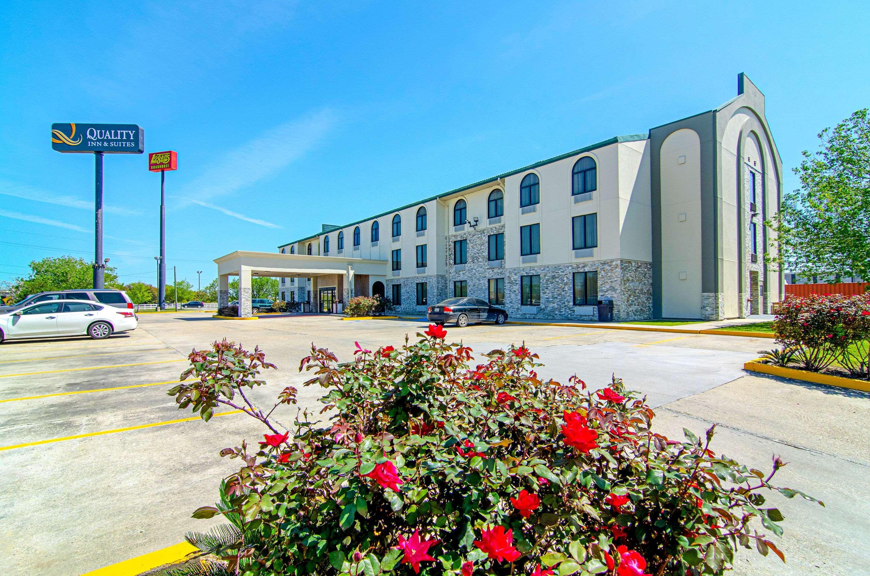 Quality Inn & Suites Near Tanger Outlet Mall Gonzales Zewnętrze zdjęcie